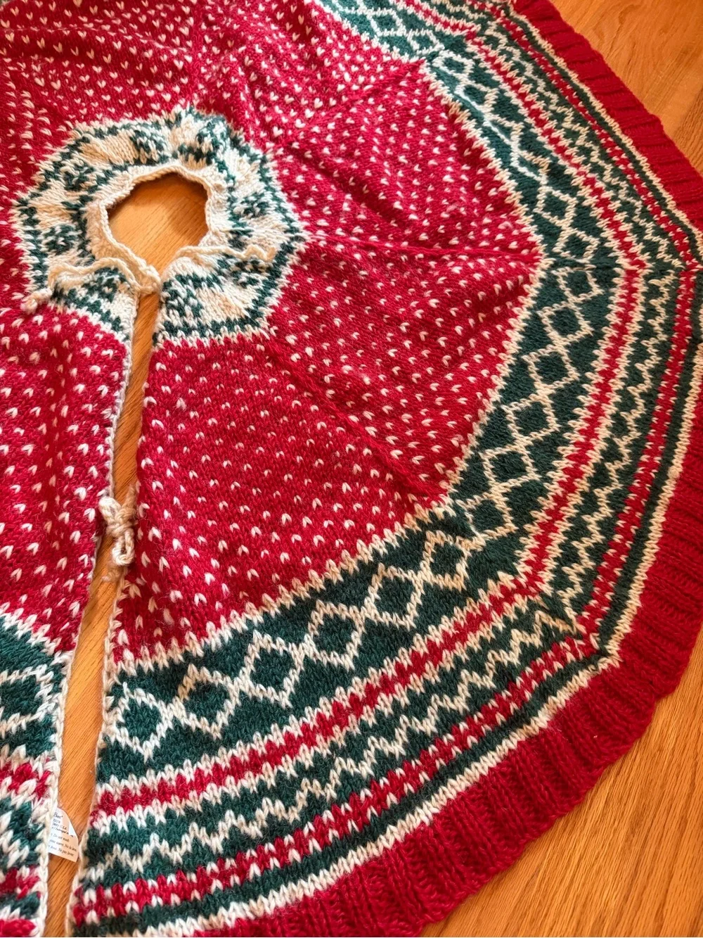 Vintage Santa’s Best large 48” diameter Nordic fair isle Christmas tree skirt